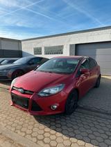 Ford Focus Lim. Trend. 1,6l Sitzheizung / ... - Ford Focus aus 2011: 1.6