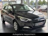 Hyundai i20 blue /NAVI/TEMPOMAT/KAMERA - Hyundai i20: Schwarz