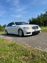 Mercedes-Benz S63AMG Lang SPEEDSHIFT MCT 5.5 Biturbo  - schwarze Mercedes-Benz S 63 AMG