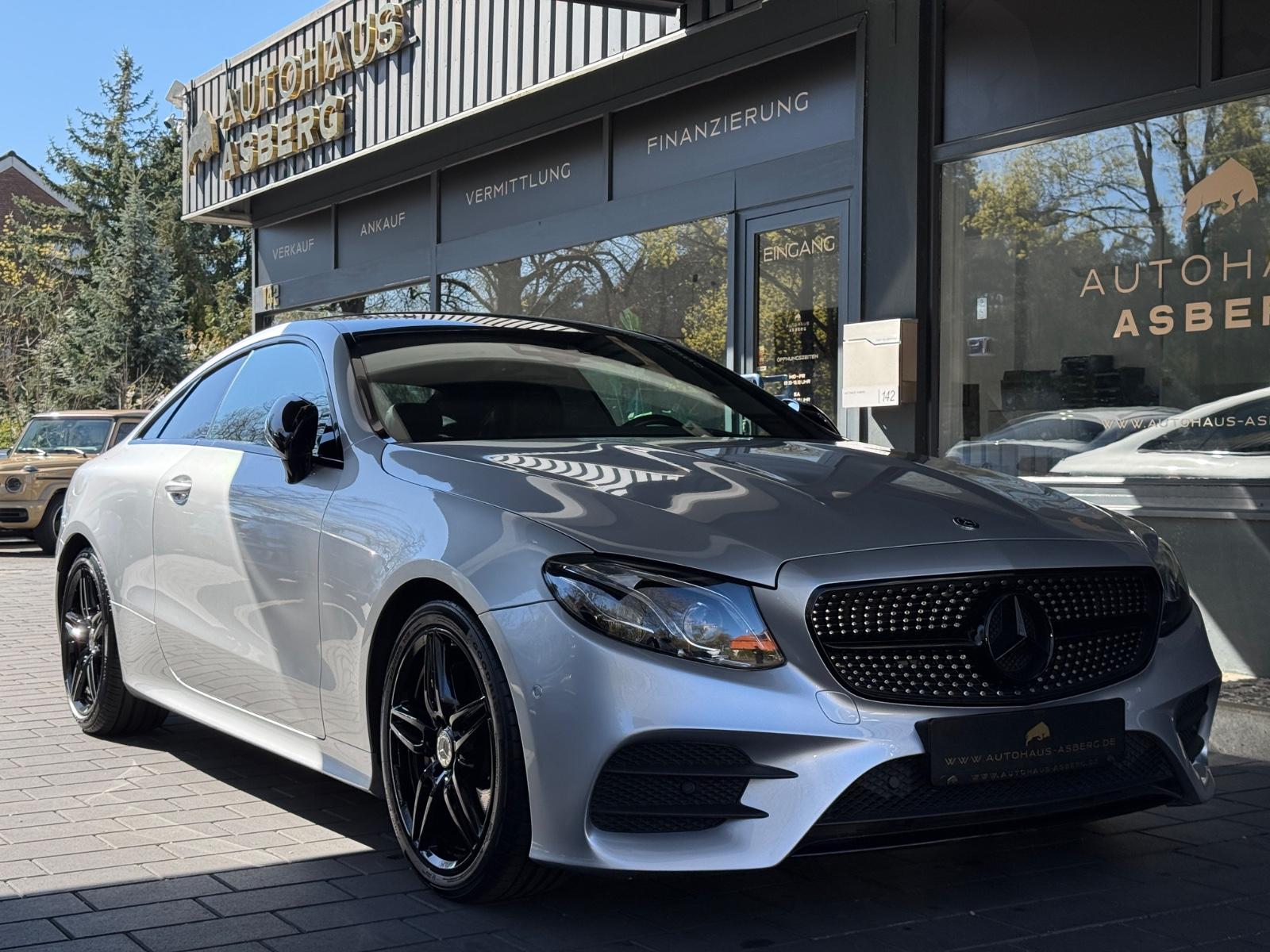 Mercedes-Benz E 220 d Coupe AMG/HUD/MEMORY/360°/TOTW/WIDE