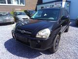 Hyundai TUCSON - Hyundai TUCSON aus 2005