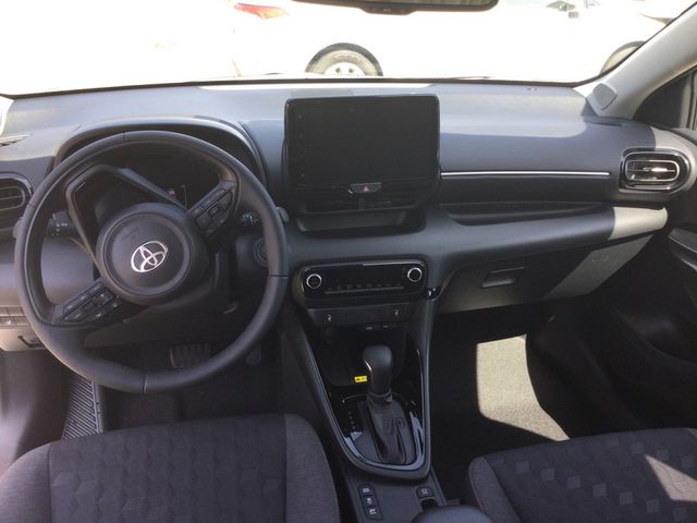 Yaris 1.5 Hybrid Team Deutschland KAMERA ACC LED
