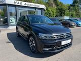 Volkswagen Tiguan Highline 4Motion R-Line *Standhzg.*Pano* - VW Tiguan Gebrauchtwagen in Augsburg