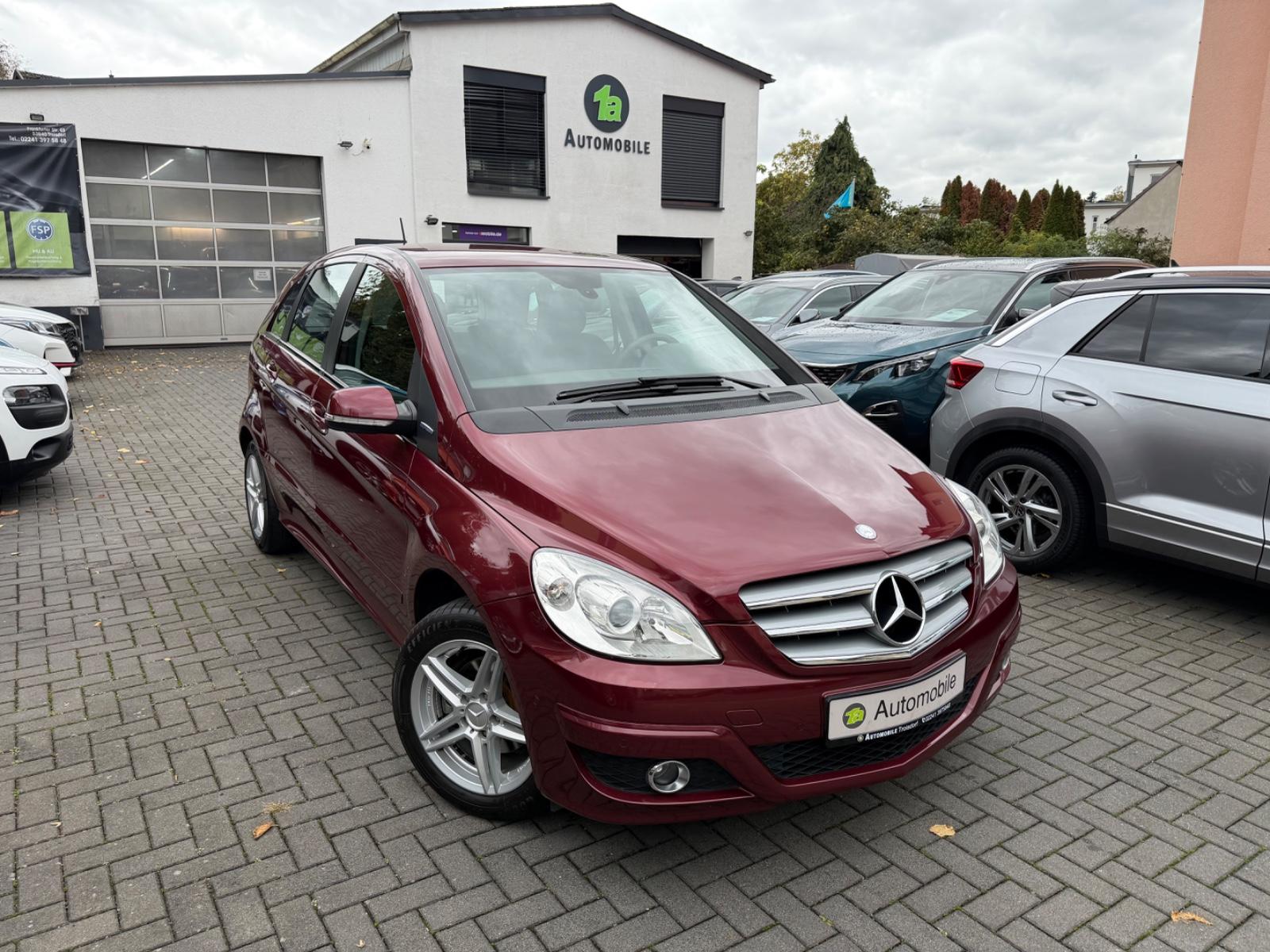 Mercedes-Benz B 180
