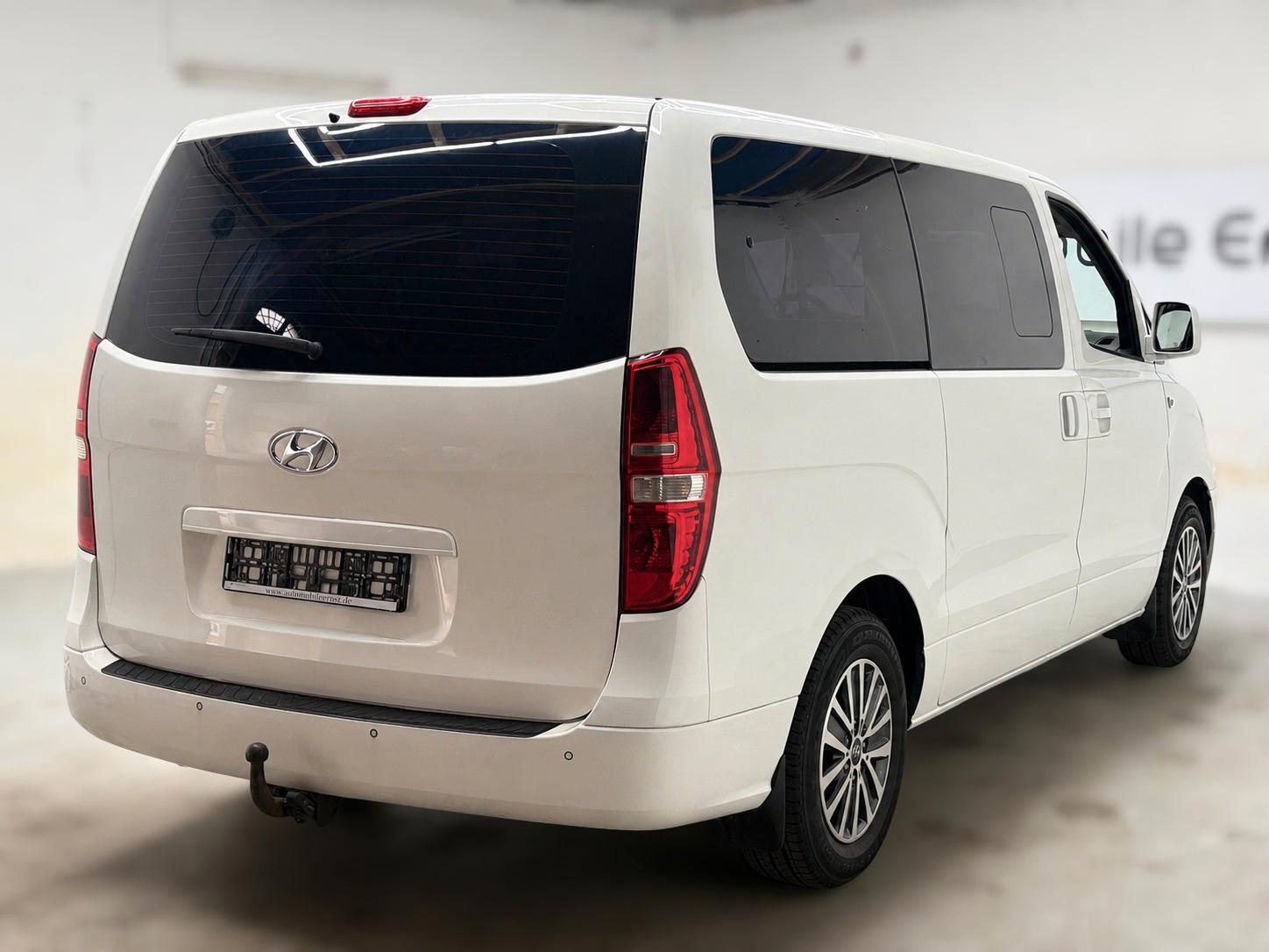 Hyundai H-1 Premium Grand