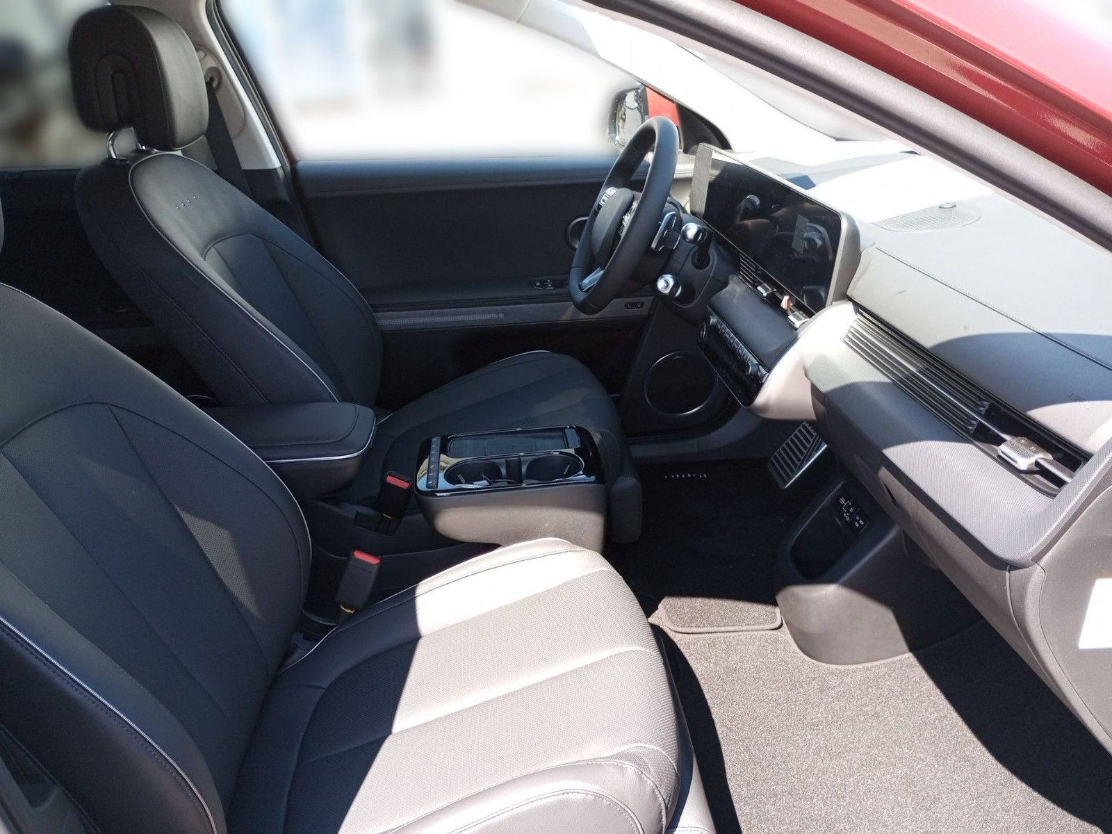 Fahrzeugabbildung Hyundai IONIQ 5 84kWh Uniq Relax Paket