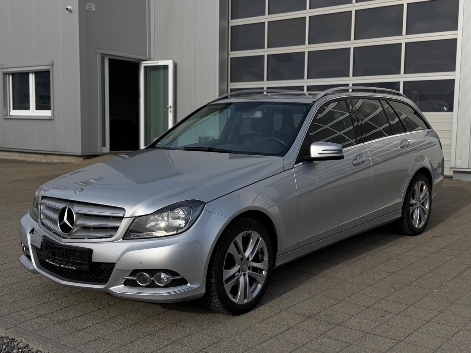 Mercedes-Benz C200CDI BlueEfficiency Avantgarde Navi Schiebed.
