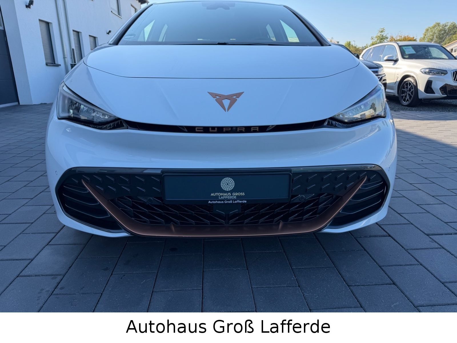 Cupra Born 170 kW WärmeP SHZ 360 Kam Head up 77 kWh imagem 2