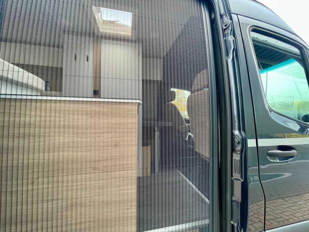 Fahrzeugabbildung Mercedes-Benz Sprinter 419 CDI 4x4 Yucon Frankia 6.0 LED*DISTR