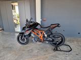 KTM 1290 Super Duke R - KTM DUKE R