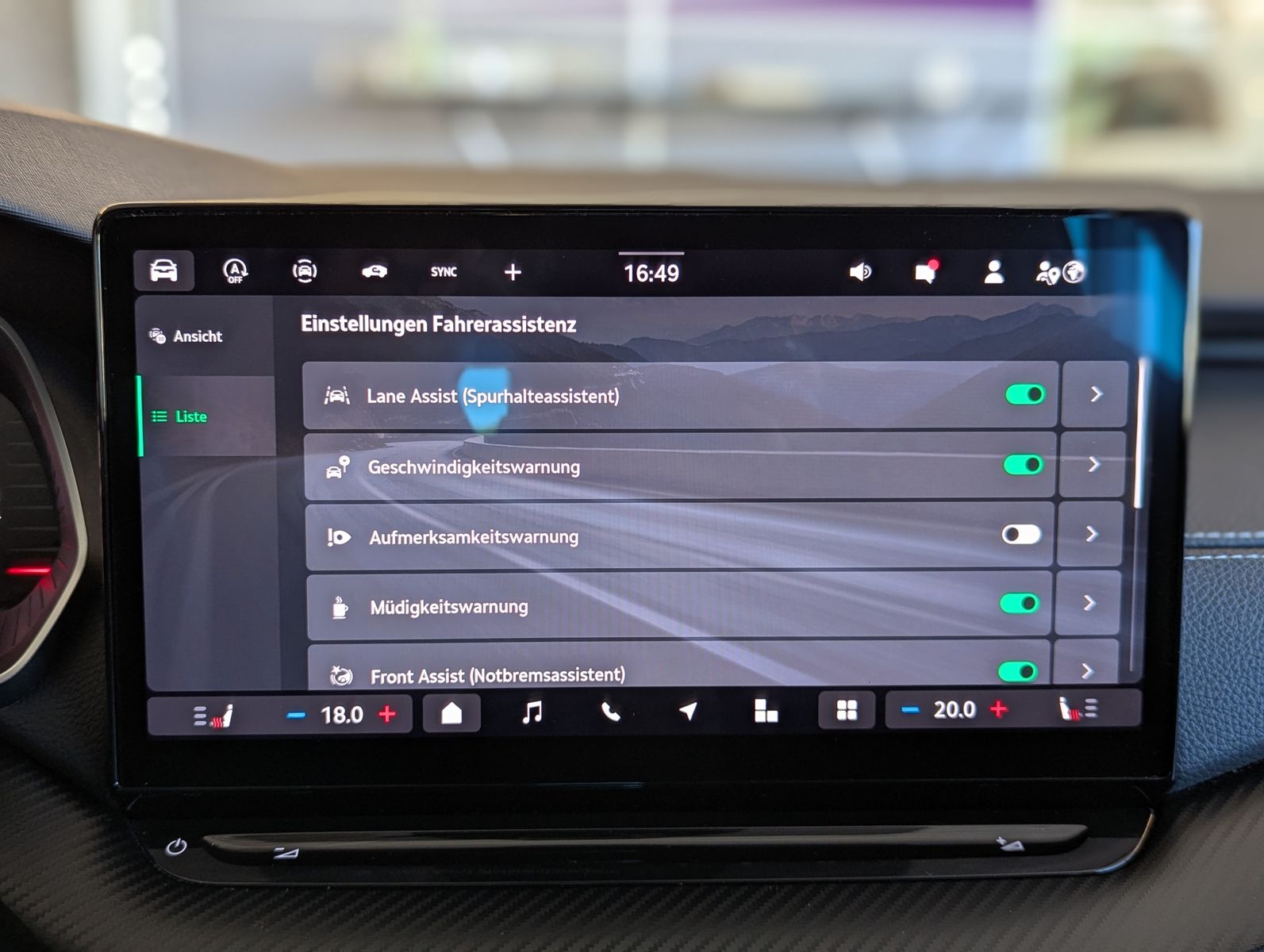 Fahrzeugabbildung SKODA Octavia 2.0 TDI Sportline Canton Matrix Pano 5J