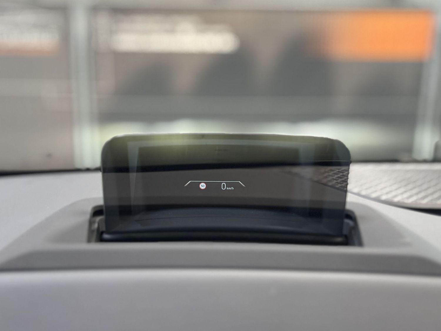 Fahrzeugabbildung BMW 218 Active Tourer Luxury Line Pano#HeadUp#H&K#Ka