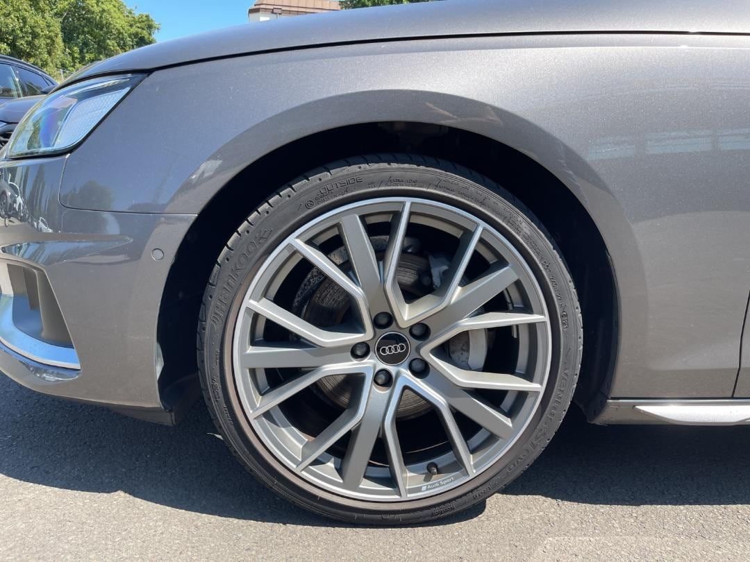 Fahrzeugabbildung Audi A4 Avant 40 TFSI advanced 360,Kamera,LED,Matrix