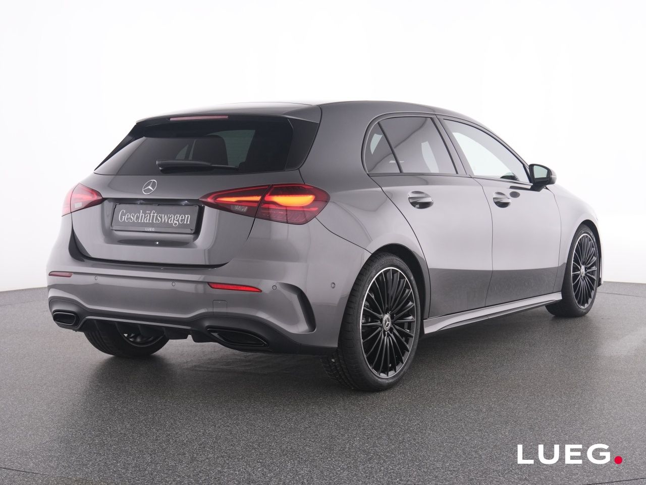 Mercedes-Benz A 200 d SPECIAL-EDITION+AMG+19''+NIGHT+PANO+KAM. imagem 3