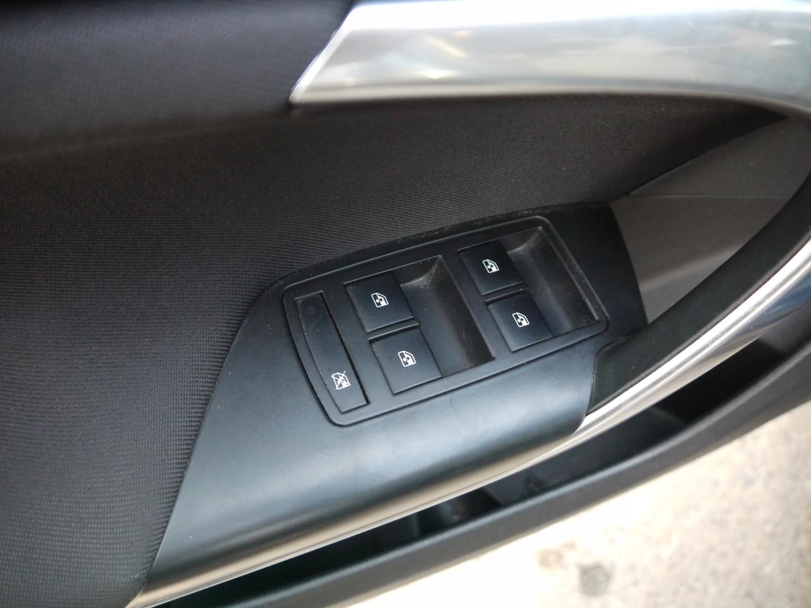 Opel Insignia 2015 — photo 12