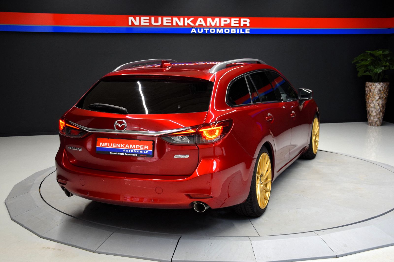 Fahrzeugabbildung Mazda 6 Sports-Line BOSE HuD Sitzh. Sitzb. Leder