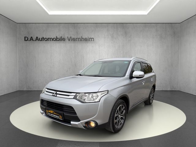 Mitsubishi Outlander Plus 4WD°Automatik° 7 Sitzer°R-Kamera°