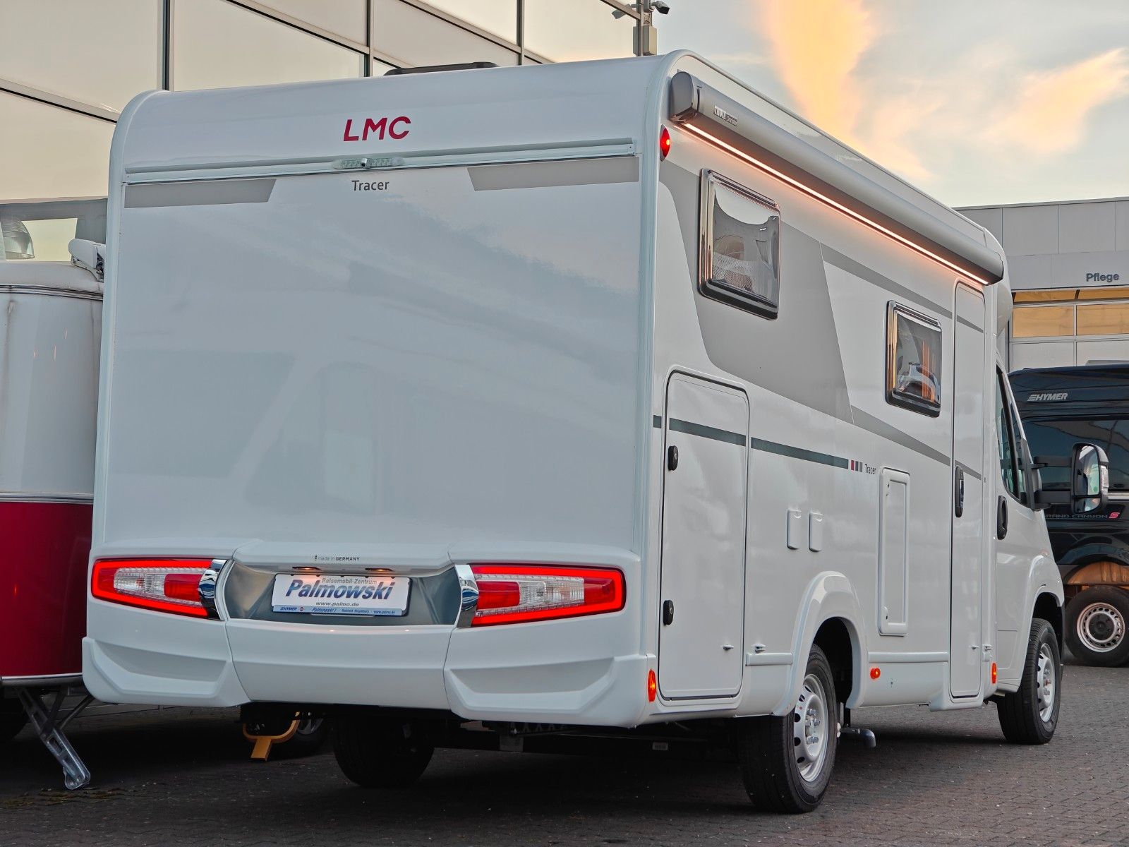 Fahrzeugabbildung LMC Tracer V 670 - Tracer Van Paket, 140PS, MJ2026 -