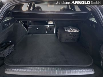 Mercedes E 300 - 11