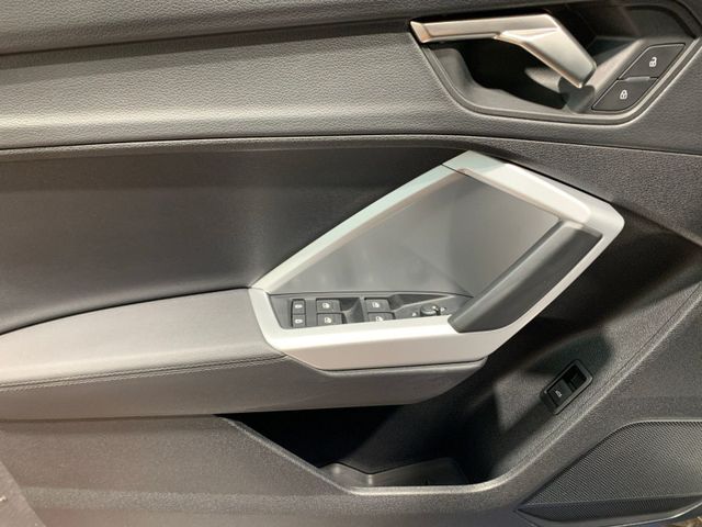 Q3 Sportback 35 TFSI S LINE LED+AHK+NAV+PANO+VCP