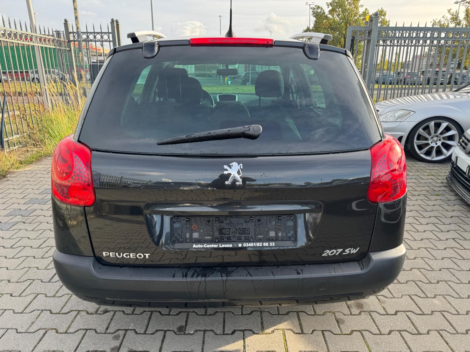 Peugeot 207 2010 — photo 5