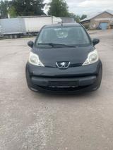 Peugeot 107 - gebrauchte Peugeot 107 aus dem Jahr 2005