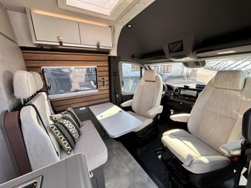 HYMER ERIBA HYMERCAR Grand Canyon S 700 4x4 CLESANA Autarkie AHK VOLL