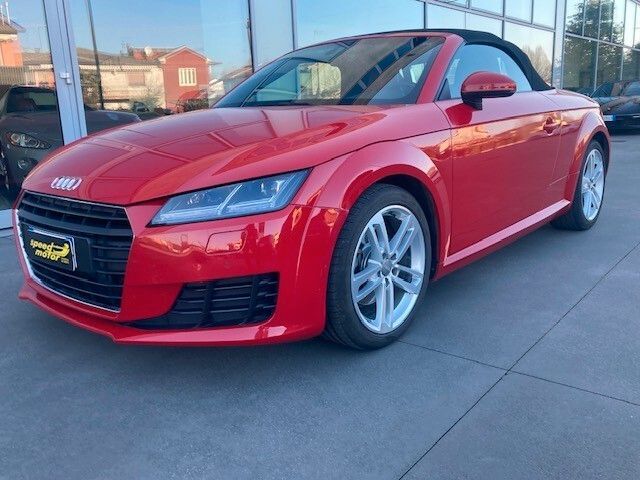 AUDI Audi TT Roadster 2.0 TDI ultra Design solo 60mil