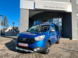Dacia Dokker Stepway Celebration Turbo*1.Hand,AHK,Navi - gebrauchte Dacia Dokker aus dem Jahr 2017