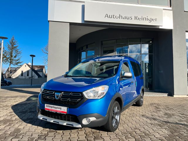 Dacia Dokker Stepway Celebration Turbo*1.Hand,AHK,Navi