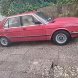 BMW e28 518i - BMW 518: 518i