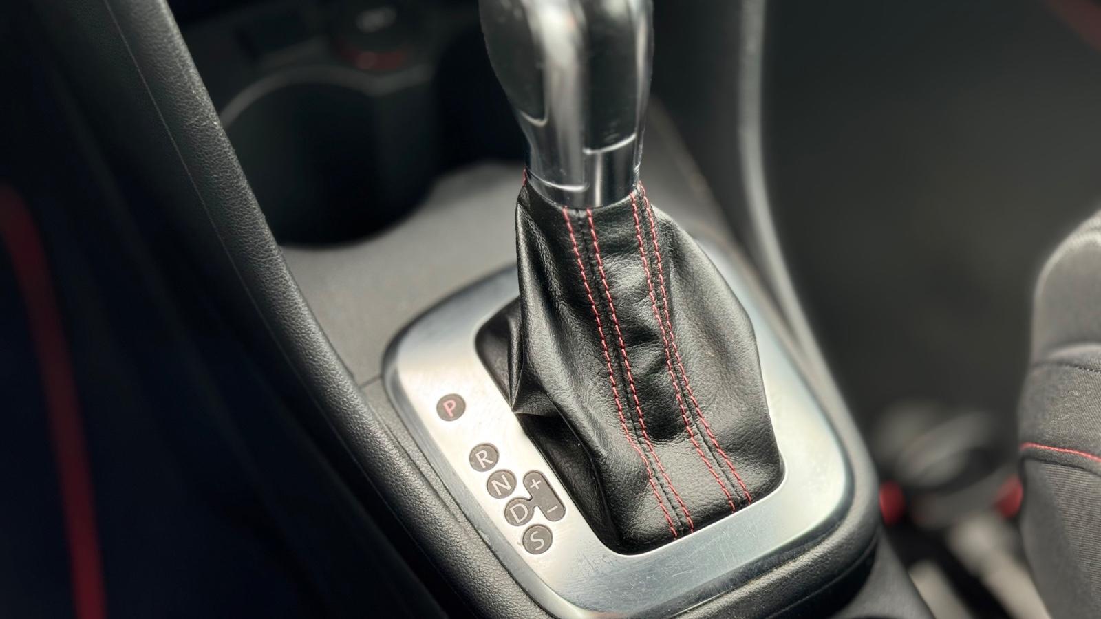 VOLKSWAGEN POLO GTI 1.4 TSI 180CH