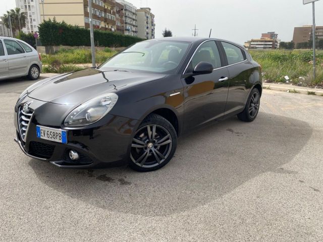 Alfa Romeo Giulietta 1.6 JTDm-2 105 CV Distincti