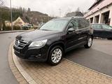 Volkswagen Tiguan Sport & Style 4Motion Navi,Pano,1.Hand - SUV bis 10.000 Euro