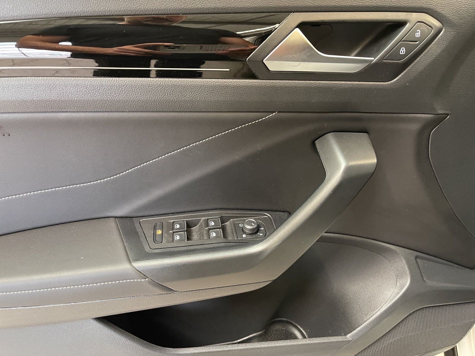 Volkswagen T-Roc - Bild 9