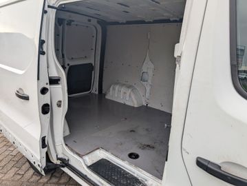 Opel Vivaro - 4