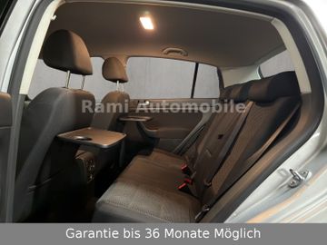 Volkswagen Golf - 10
