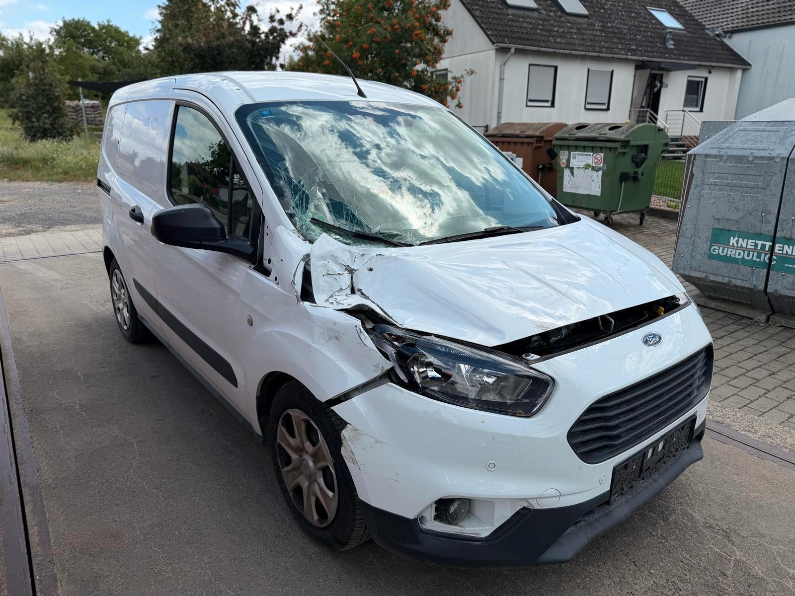 Ford Transit Courier Trend