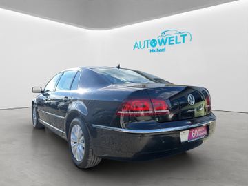 Volkswagen Phaeton - 7