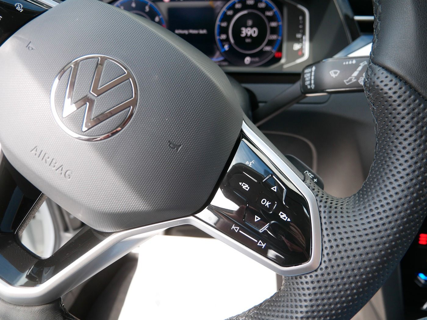 Fahrzeugabbildung Volkswagen Arteon SB 2.0 Elegance NEU61T AHK LED Kamera DSG