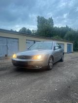 Ford Mondeo 2,0 Ghia Autom. Ghia - Ford Mondeo aus 2003: 2.0
