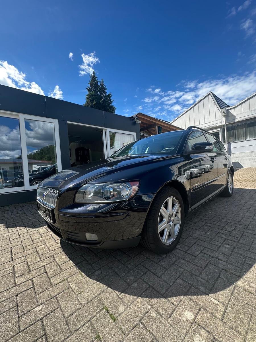 Volvo V50 2006 — photo 8