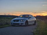 BMW 330xi Coupé - - BMW 330: Xi