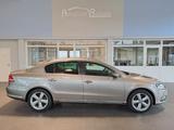 Volkswagen Passat 1.4 TSI DSG*Park-Assist*Tempomat*Sitzh. - Volkswagen Passat mit Benzin-Antrieb: Limousine, 1.4