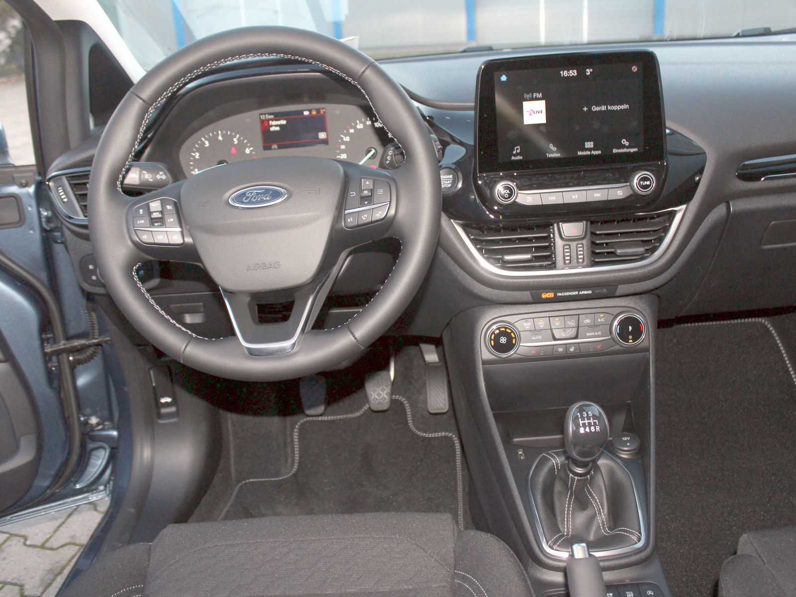 Fahrzeugabbildung Ford Fiesta Titanium
