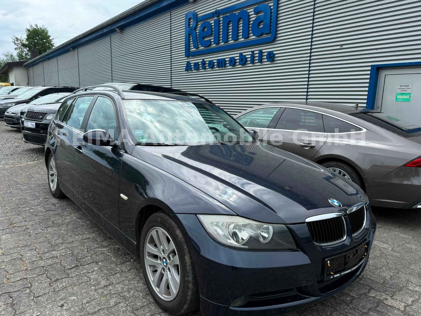 Fahrzeugabbildung BMW 318 i Touring , Klima, 2.Hand, Alu
