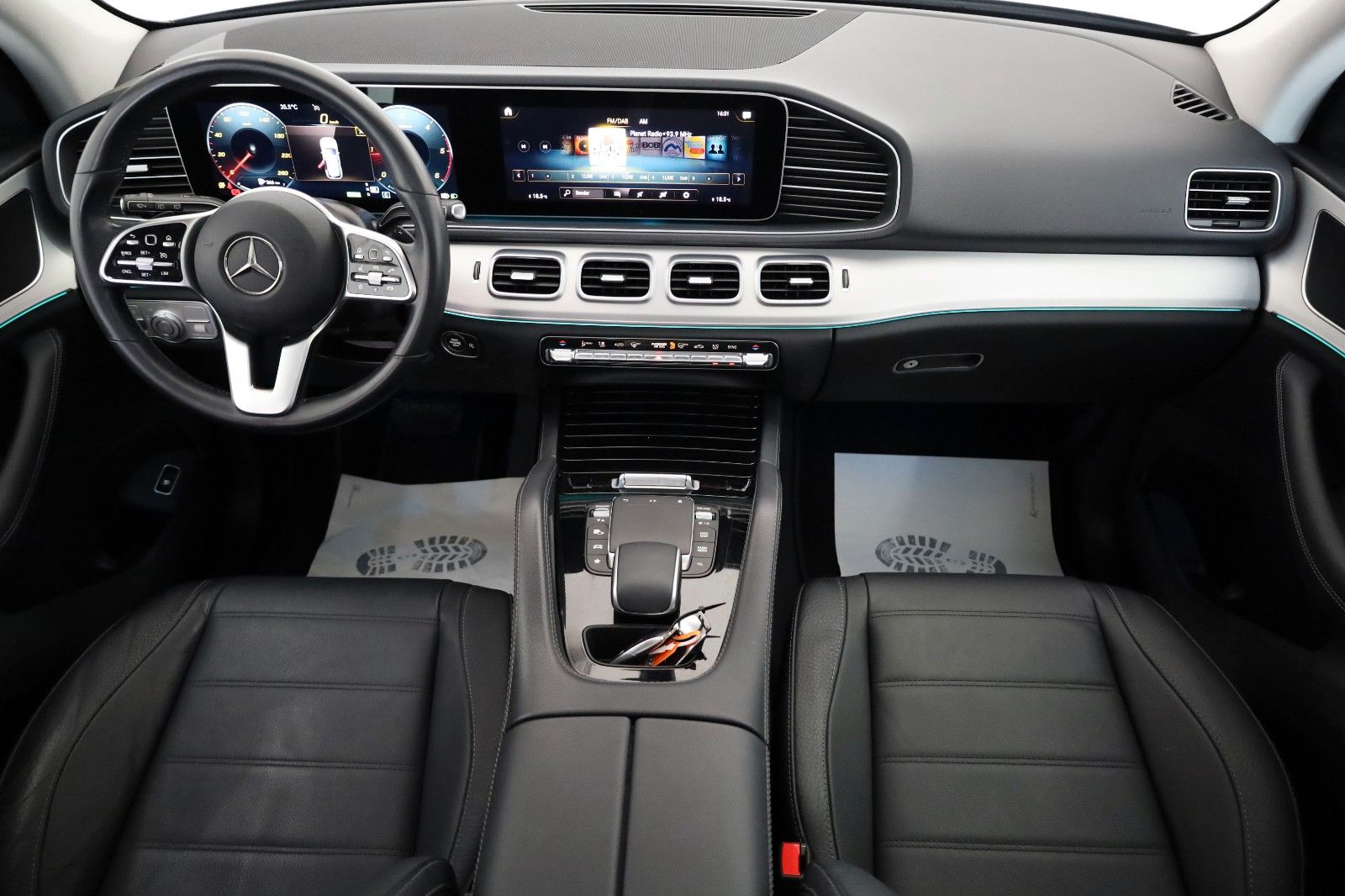 Fahrzeugabbildung Mercedes-Benz GLE 300 d 4Matic,Leder,Navi,LED,Kamera,Pano,AHK
