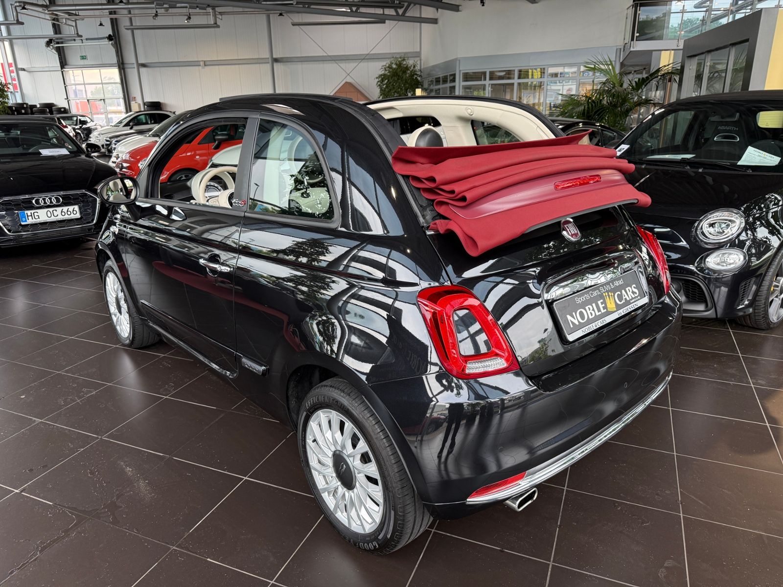Fahrzeugabbildung Fiat 500C Lounge NAVI PDC ALU