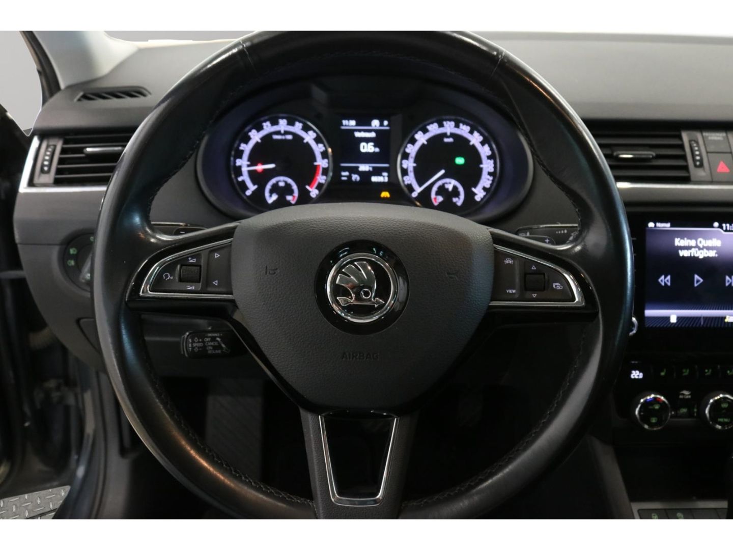 Fahrzeugabbildung SKODA Octavia Combi Soleil Händler/Export