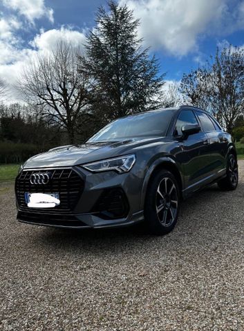 AUDI Q3 35 TDI quattro S tronic S line